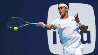 Etcheverry rompe la barrera en Miami: el histórico paso a octavos que todos esperaban