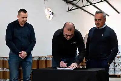 El acuerdo que une a una productora local con un gigante mundial