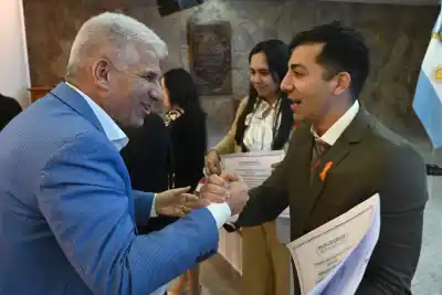 La decisión que tomaron los 29 profesionales de la salud que se recibieron en San Luis