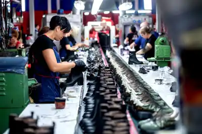 La dura advertencia de UTICRA: la industria del calzado quedó reducida a 4.500 trabajadores