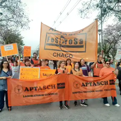 Salud Pública: el gremio denuncia sueldos de $400 mil y apunta contra el Gobierno