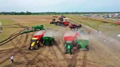 Menos máquinas que en julio, pero el campo sostiene un 2026 en alza