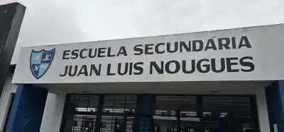 Absuelto en la Justicia pero expulsado para siempre: la doble sanción que le aplicaron a un docente