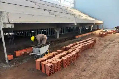 Millones en obras: así avanza el gigante polideportivo que sumará dos canchas de squash