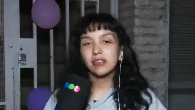 Una joven sobrevivió a un ataque a puñaladas y rompió el silencio: "Volví a nacer"