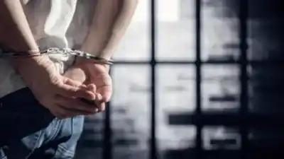 Una mujer murió al quedar en el medio de una balacera entre su sobrino y un vecino