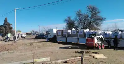 Llegaron los materiales y estas familias ya pueden empezar a construir su casa propia