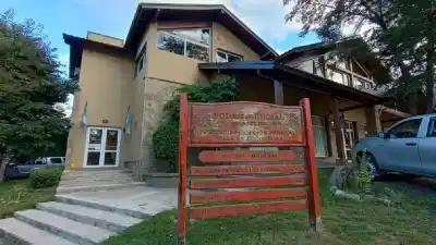 Iba con marihuana a Villa La Angostura y terminó detenido: lo que le encontraron en el auto