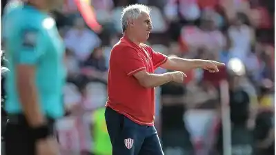 El Tate busca un zaguero zurdo y el mercado le juega en contra