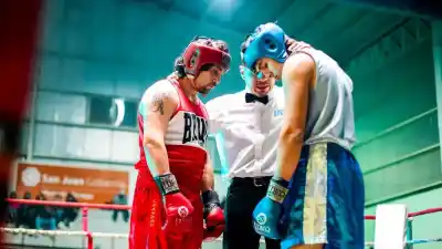 El Club Julio Mocoroa se prepara para una noche de boxeo con sabor a revancha interprovincial