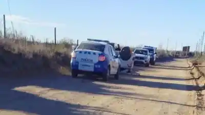 Robaron un auto durante un velorio en Cutral Co y la Policía no pudo frenar el raid