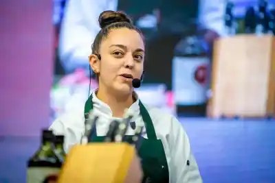 La empanada de Gachi Caffa que puede hacer historia: chivo, ñaco y piñón en el Mundial