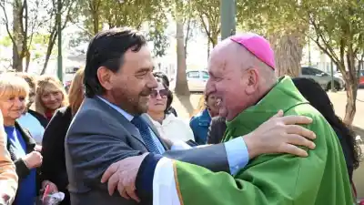 El pedido de Sáenz a monseñor Cargnello para los peregrinos en la procesión