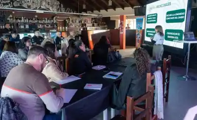 Gastronómicos de Playa Unión se suman a un plan para reducir su impacto ambiental
