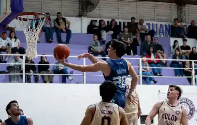 La fecha que iluminó a tres líderes: ¿quién frenará a Regatas, Sportivo y Pingüinos?
