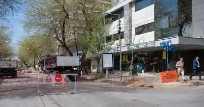 Yrigoyen: así buscan que los comercios no pierdan clientes durante las obras