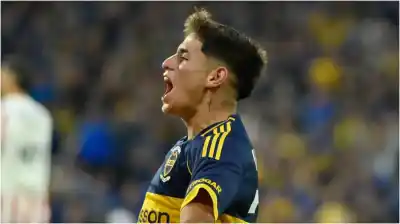 La escena que conmovió a la Bombonera: el gol de un juvenil de Boca que terminó en llanto