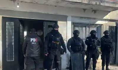 Dos mujeres aprehendidas por drogar y robar a un ingeniero que apareció desvanecido en su auto