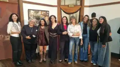 La selva secreta que dos artistas misioneras escondieron en un museo de Posadas