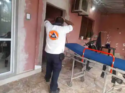 Se asfixiaba y Defensa Civil Monteros le salvó la vida