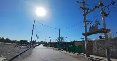 Barrio Santa Bárbara: 60 familias dejan atrás las conexiones clandestinas de luz