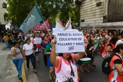 El pulso que tensa a las provincias: el reclamo docente que pone en jaque las cuentas públicas