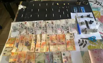 Buscaban electrodomésticos robados y se toparon con un kiosco de drogas en Alderetes