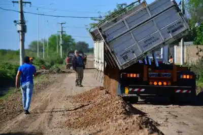 Nueve cuadras renovadas: así avanza el plan de enripiado que conecta dos puntos clave de Castelli