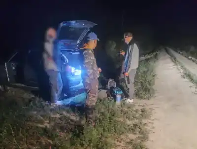Cazaban de noche en un campo de Chaco y la policía los sorprendió: secuestraron dos escopetas