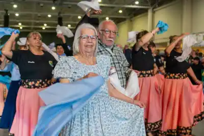 Jubilados de la región se juntan en Comodoro para una jornada que promete emociones