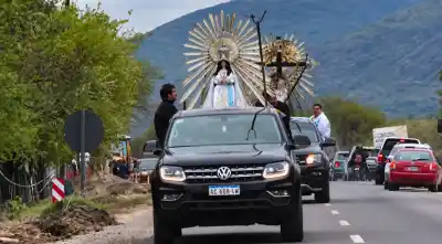 El Milagro ya está en las calles: las imágenes peregrinas avanzan por la zona norte