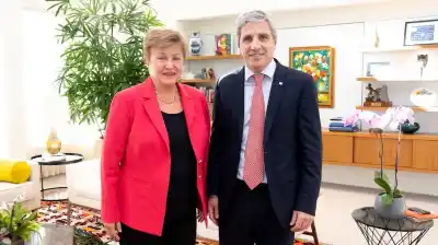 El Gobierno activa una batería de medidas de ajuste para proteger el superávit fiscal