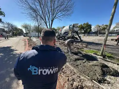 Obras en el Hospital Lucio Meléndez: el detalle que mejora el acceso a la Guardia