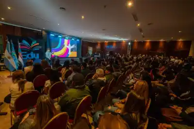Un intendente, 200 instituciones y un evento que dejó un mensaje contundente
