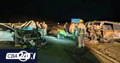 Chocaron en el ingreso a la autovía de Punilla y uno quedó atrapado: así lo rescataron