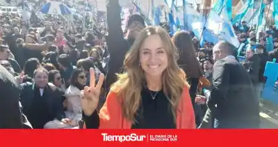 El elogio de Tolosa Paz a Grasso que enciende el peronismo santacruceño