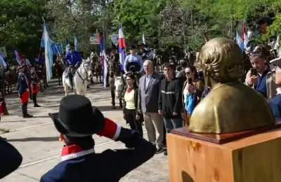El homenaje a Artigas en Santa Ana que reunió 150 jinetes y una promesa del gobernador