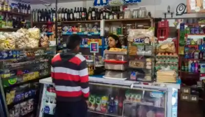 Almaceneros bonaerenses, al límite: "El fin de mes ya se siente el 20 y no hay espalda para el fiado"