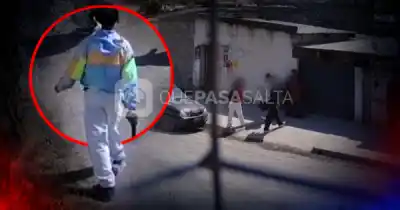 Filmaron a un adolescente con un arma cerca de una escuela en Campo Quijano