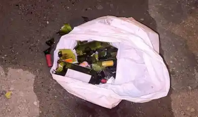 Forzaron la puerta de un comercio para llevarse alcohol: los atraparon a metros