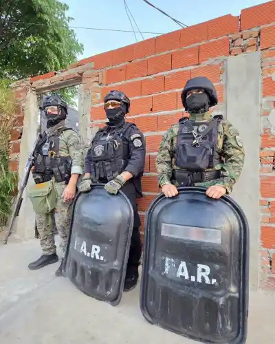 Detuvieron a una pareja que administraba un kiosco narco en el barrio Arazaty