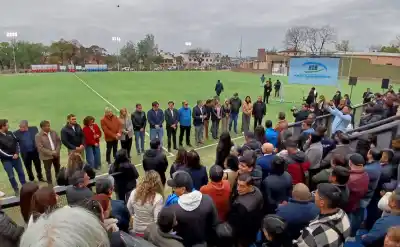 La primera cancha municipal de hockey ya es una realidad en Jujuy: qué pasó en la inauguración
