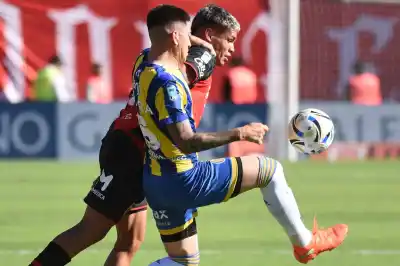El Clásico que paraliza Rosario: Central y Newell's se juegan la ciudad