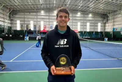 El correntino que rompió la racha: primer argentino en ganar el M15 de Trelew
