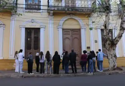 Un paseo por Posadas escondía historias que ni los locales conocen