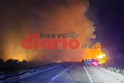 El fuego avanza sobre la Ruta 34: los bomberos no logran contenerlo y piden máxima precaución