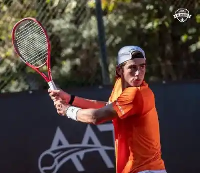 El catamarqueño que dio el batacazo en Bulgaria y gritó campeón por primera vez