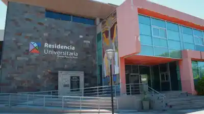 El refugio que convierte en posible el título universitario para los jóvenes del interior