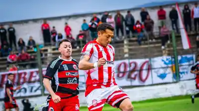 En un partido cerrado, Villa Cubas y Defensores no se sacaron ventajas