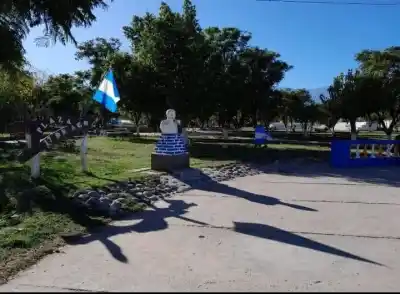 Golpiza en Pomán: un joven terminó internado y la agresora quedó detenida